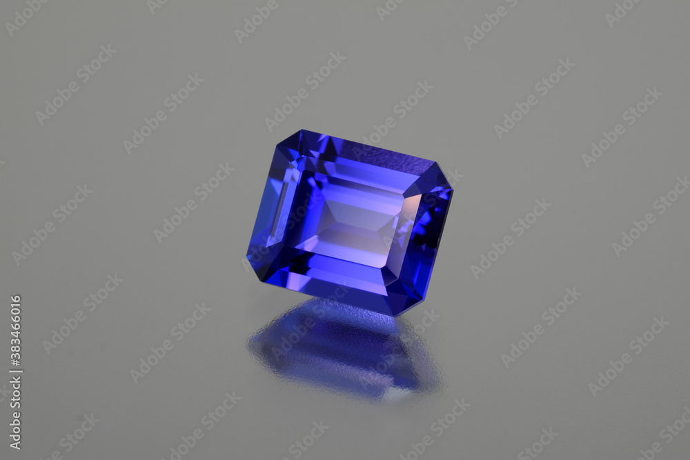 タンザナイト(tanzanite) タンザナイト(tanzanite)