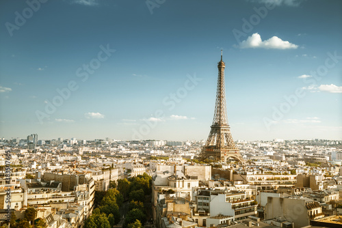 Skyline of Paris with Eiffel Tower, France © Iakov Kalinin