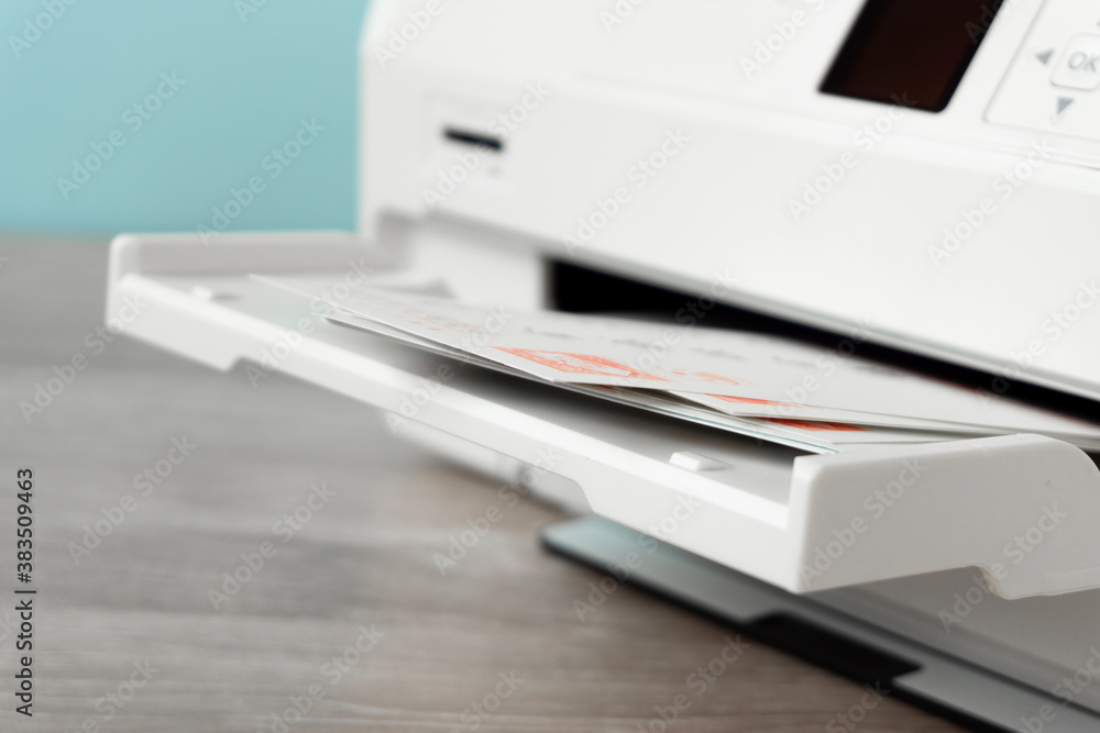 Printing of Japanese New Year's cards. 日本の年賀状の印刷 Printing of Japanese New Year's cards. 日本の年賀状の印刷