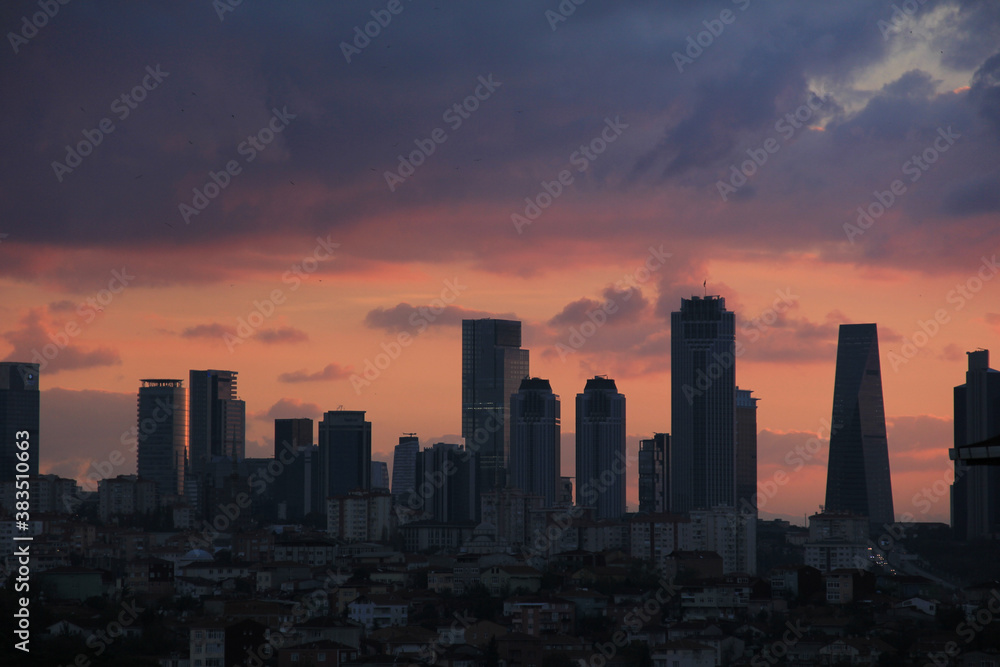 Fototapeta premium İstanbul Skyline at sunset