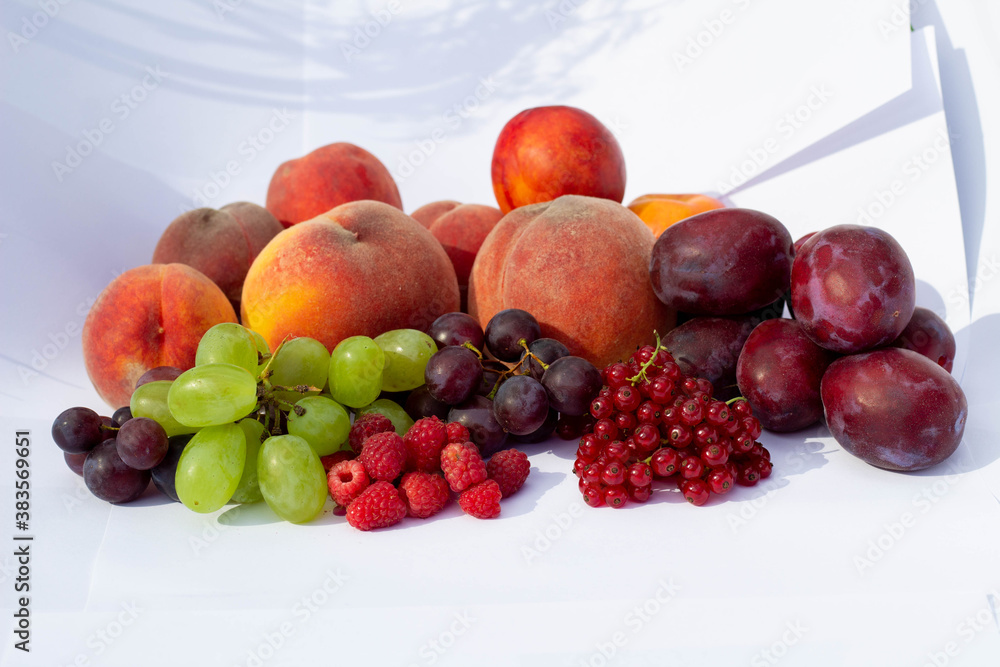 fruits and berries fruits and berries
