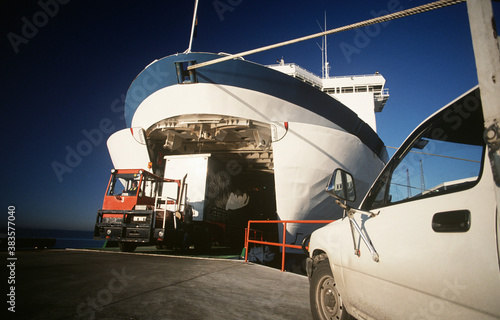 Tableau sur toile Cargo being loaded onto ferry Port Melbourne Victoria Australia