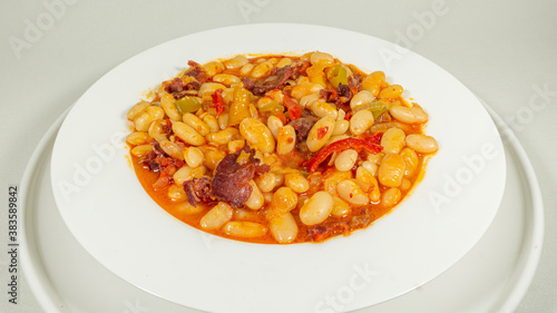 Baked beans with bacon