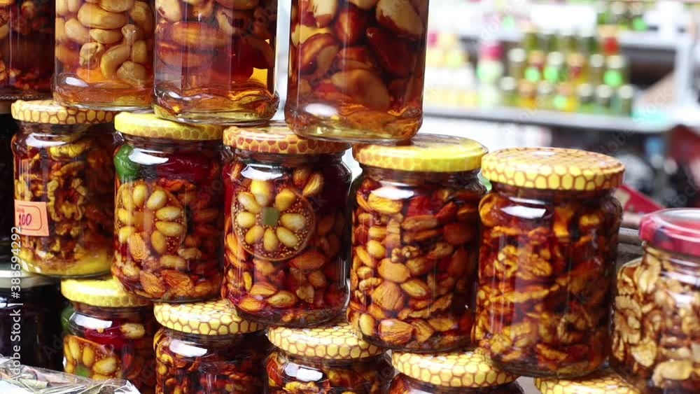 honey sugar syrup from hazelnuts