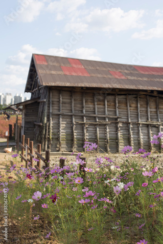 The wooden warehouse for storing salt after harvesting.