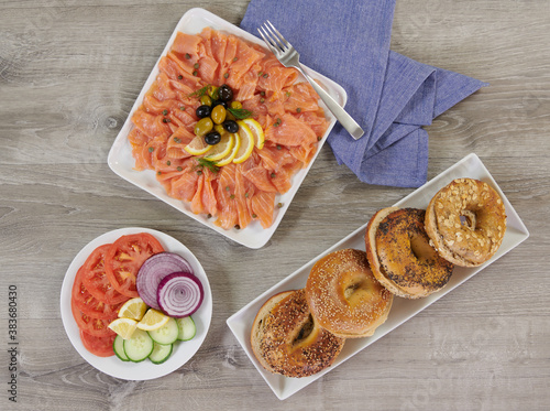 Foto Smoked Salmon Yom Kippur Breakfast