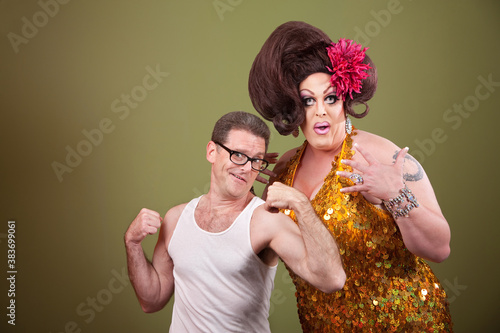 Obraz na plátne Man With Drag Queen