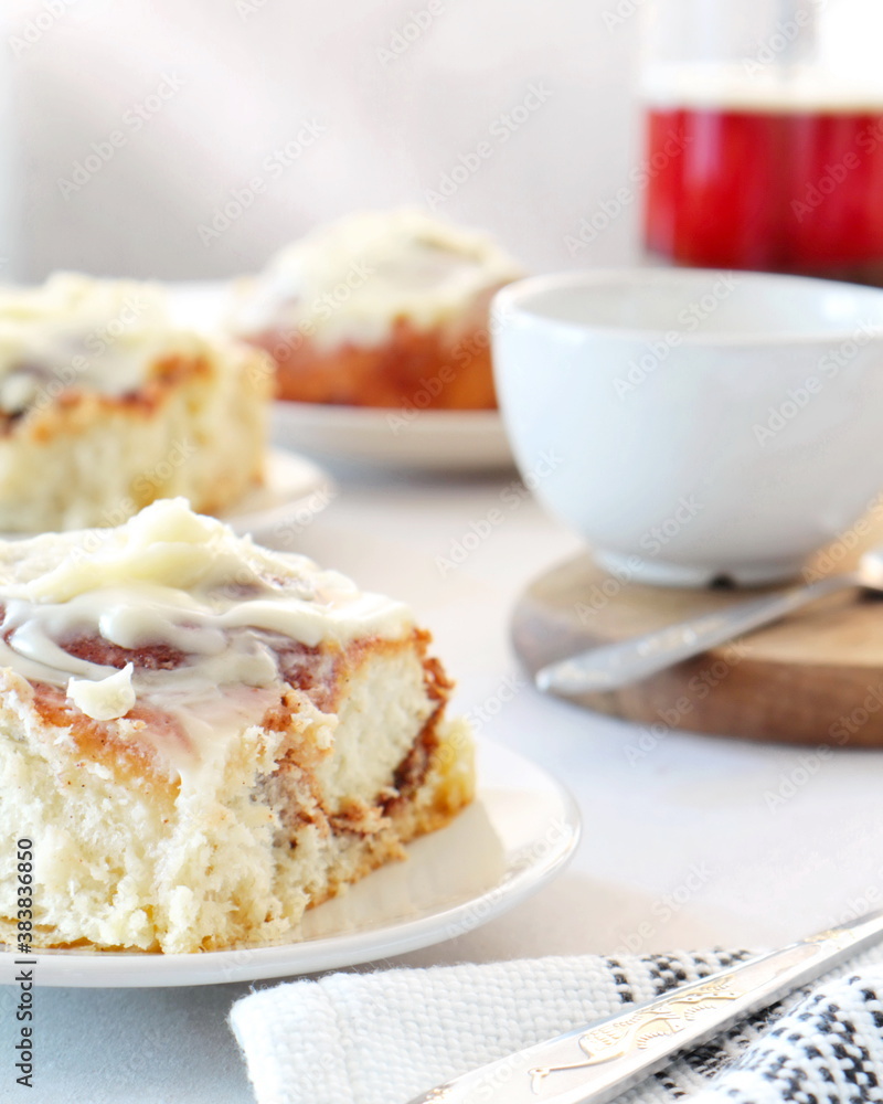 The homemade Rolls Cinnabon with cream cinnamon The homemade Rolls Cinnabon with cream cinnamon
