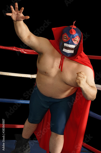 Canvastavla Mexican wrestler attacks