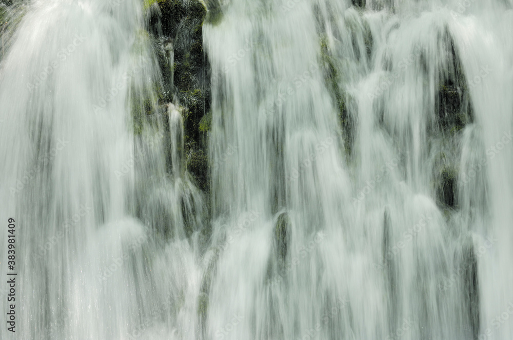 湧水 湧水
