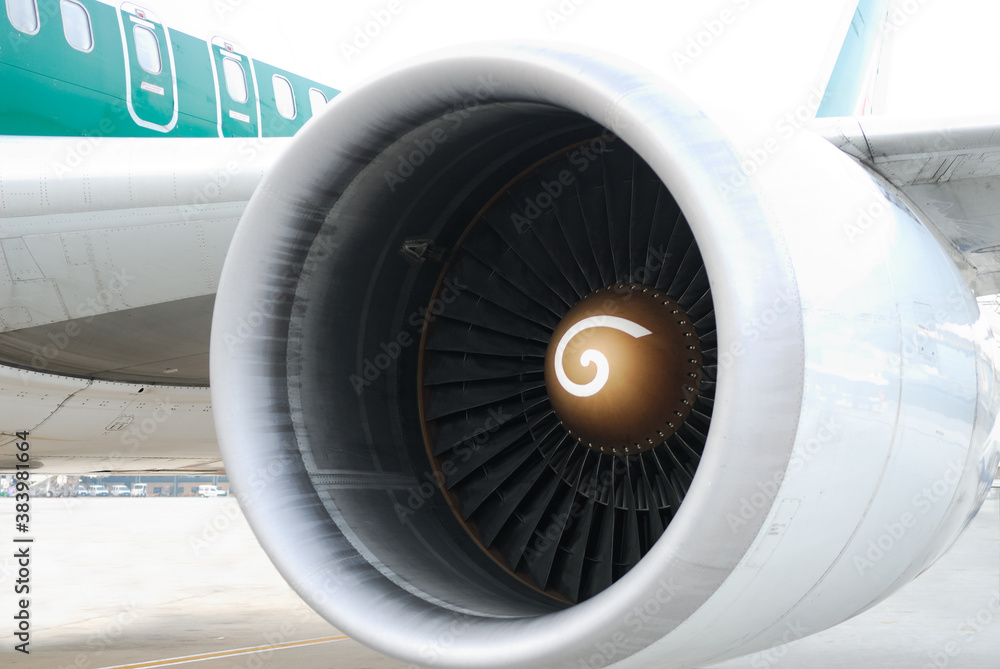 Jet engine intake turbine Jet engine intake turbine