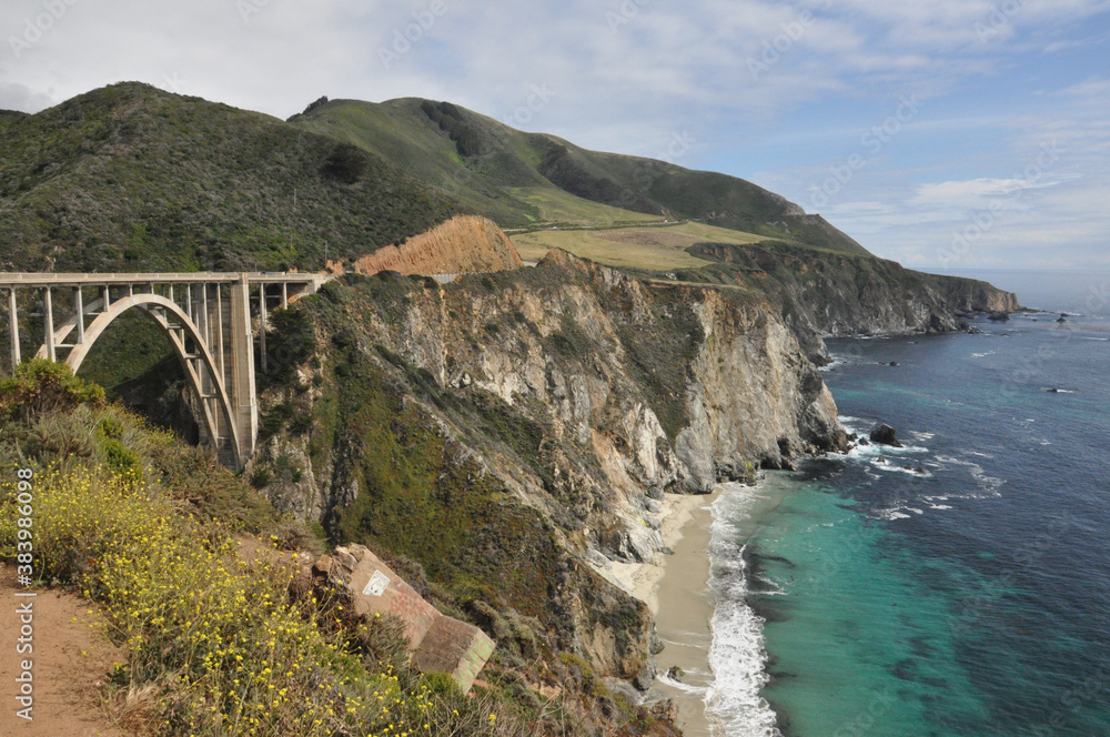 Landscape view of Bixby Bridge and the rugged coast of Big Sur