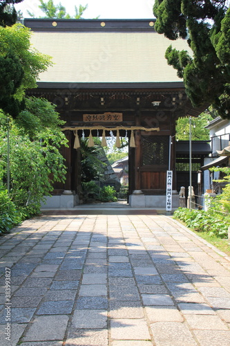 北九州市の八坂神社正門