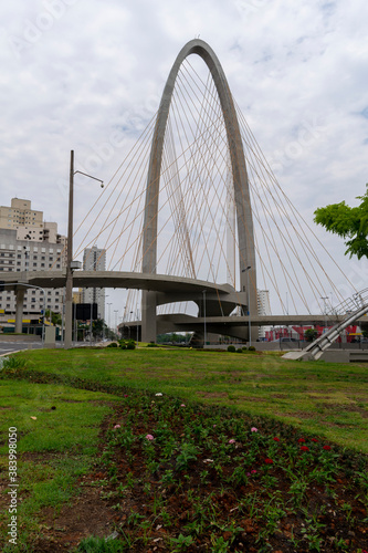 São José dos Campos, São Paulo, Brazil - October 8, 2020: new cable-stayed bridge in São José dos Campos known as the innovation arc © Leonidas