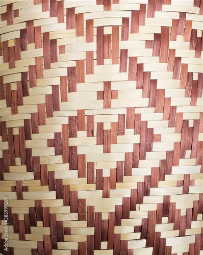 tejido cafe y blanco