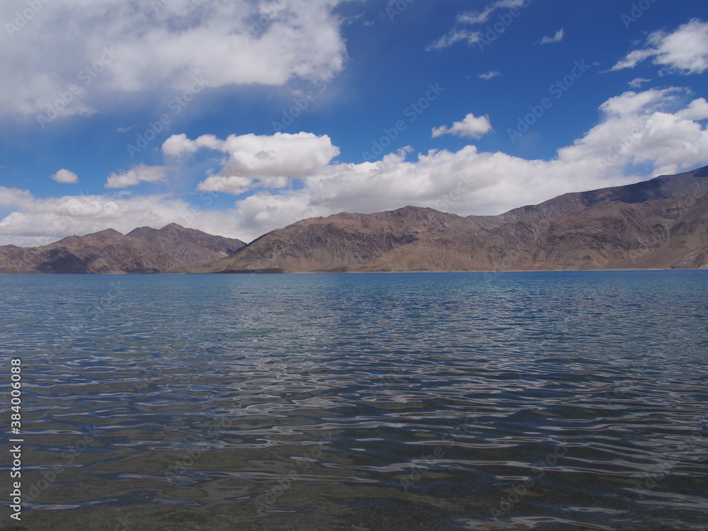 Beautiful lakes and magnificent blue skies and mountains, Pangong tso (Lake), Durbuk, Leh, Ladakh, Jammu and Kashmir, India