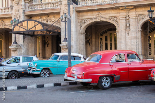 Havana City, old cars  © Massiel