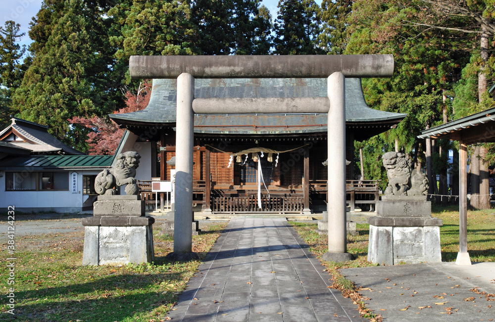 晩秋の米沢・白子神社