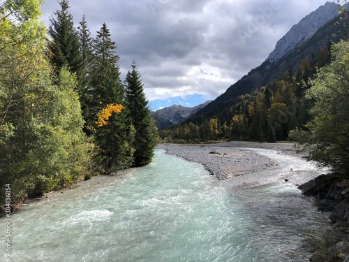 Obraz na plátně The Johannestal is a side valley of the Riss valley in the Karwendel Mountains