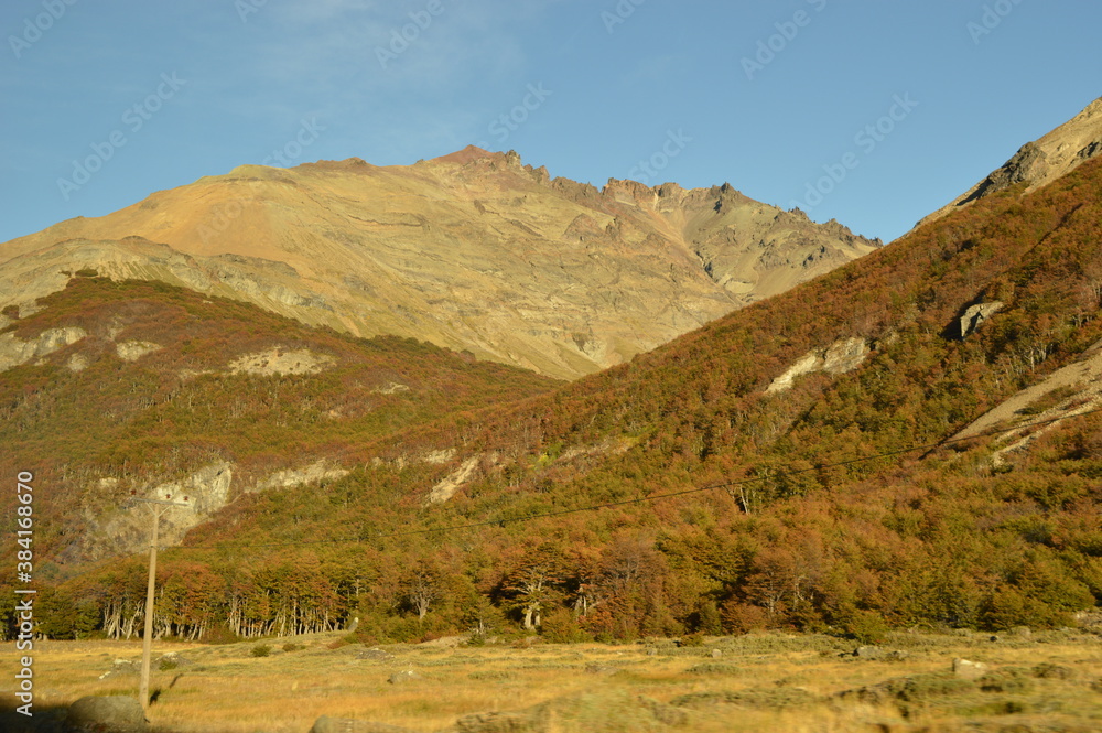 Obraz premium Road tripping in stunning landscapes on the Carretera Austral of Patagonia, Chile