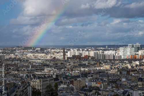 Paris mit Regenbogen