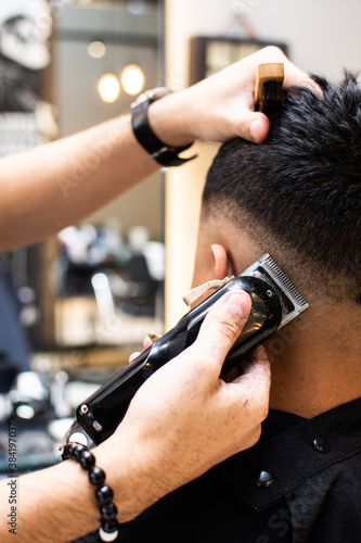 peluqueria y barberia
