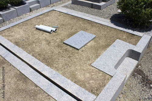 未建立の墓地 photo