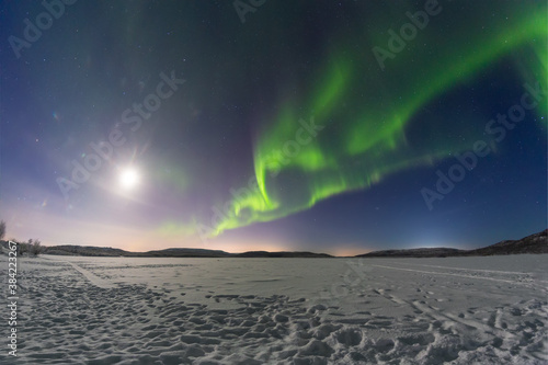 Aurora borealis © 0lgam