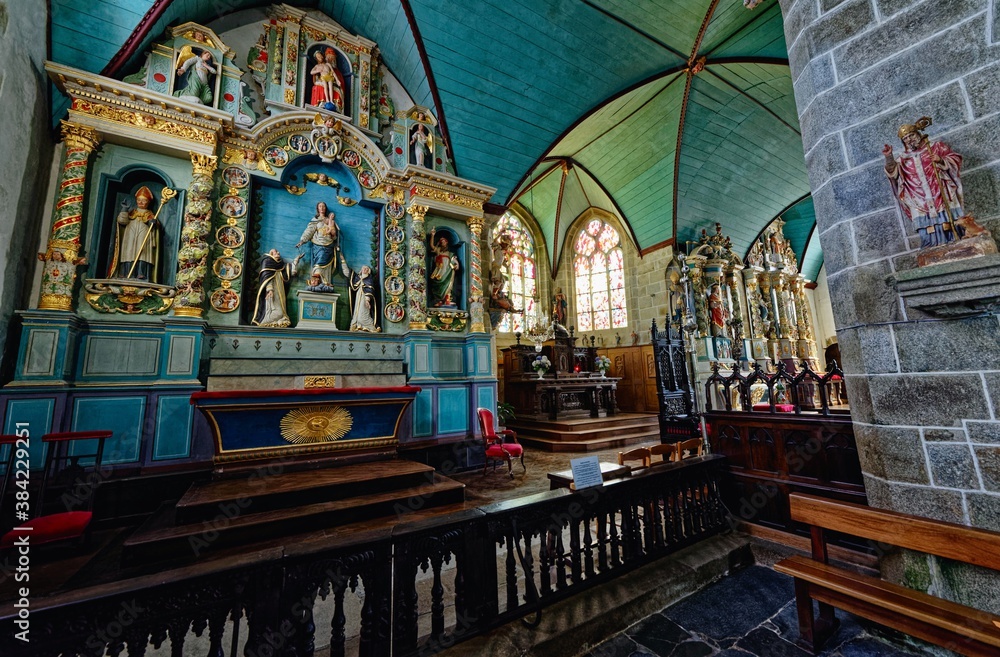 Obraz premium Enclos Paroissial de Guimiliau, l'église Saint-Miliau, Armorique, Finistère, Bretagne, France 