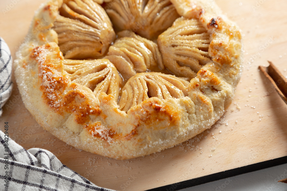 apple pie with cinnamon apple pie with cinnamon