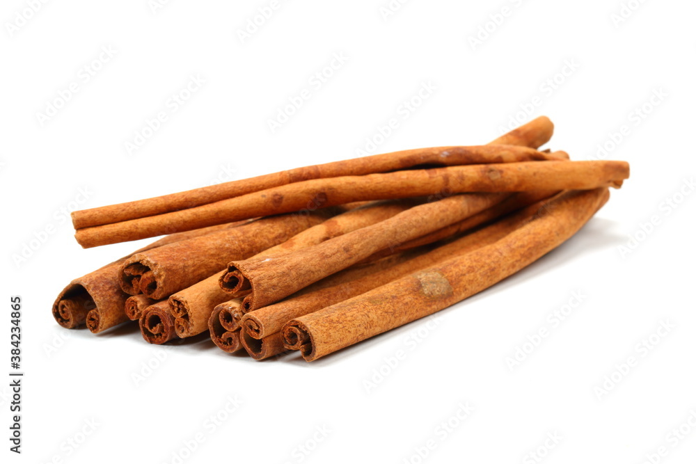 Cinnamon sticks Isolated on a white background Cinnamon sticks Isolated on a white background