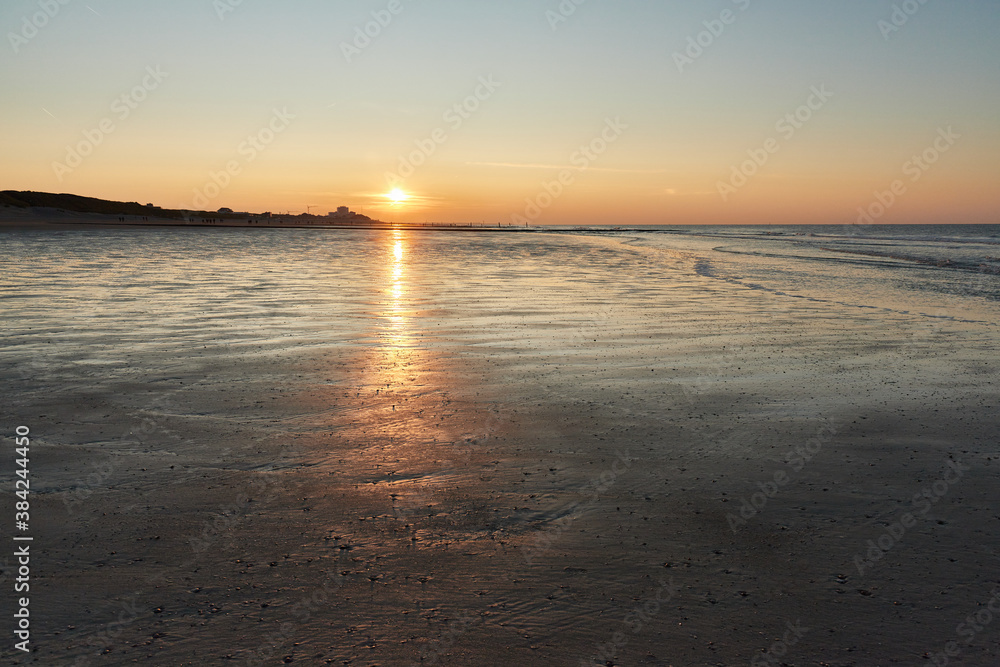 Norderney, die Ostfriesische Insel, Sonne, Strand und Meer.