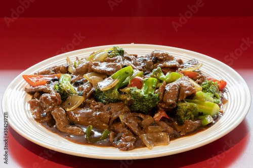 Stir fry beef with vegetables