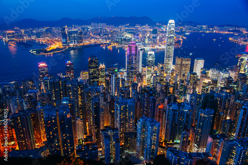 Hong Kong Skyline at Dusk © FiledIMAGE