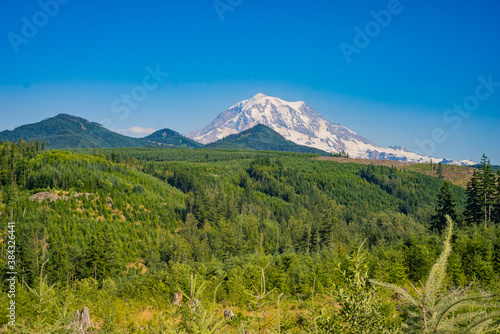 Amazing view at the peaks. View from Mowich lake road  Mt Rainie. Mount Rainier National Park  Washington  USA