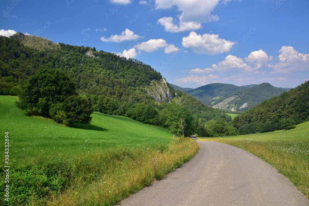 Vrsatske bradla Vrsatske bradla