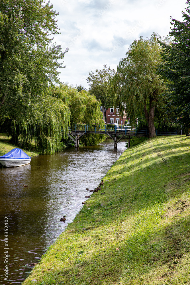 Brücke über den Mittelburggraben in Friedrichstadt Brücke über den Mittelburggraben in Friedrichstadt