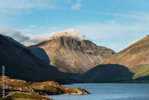 Tela Beautiful late Summer landscape image of Wasdale Valley in Lake District, lookin