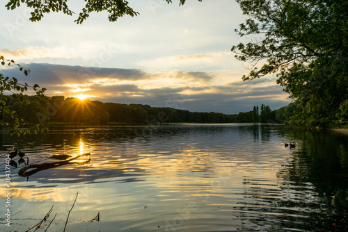 Sonnenuntergang am Decksteiner Weiher