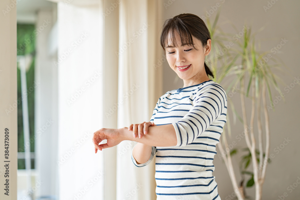 腕・女性
