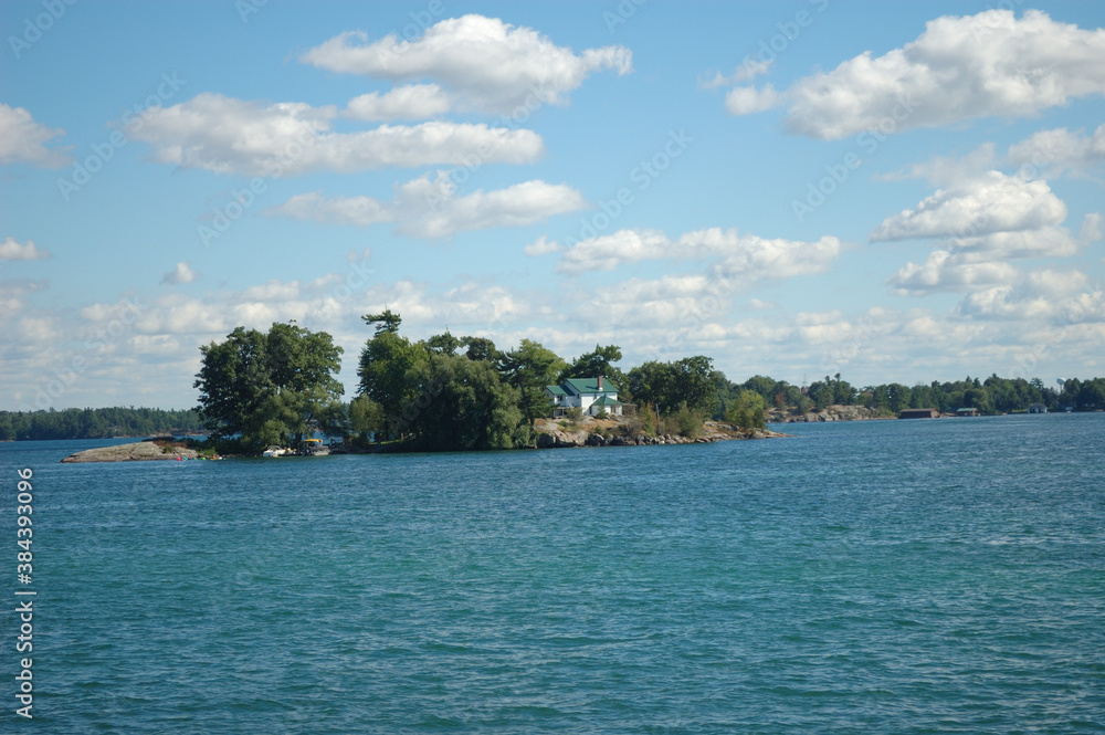 Obraz premium water, lake, Islands, green trees, recreation, buildings, clouds, sky