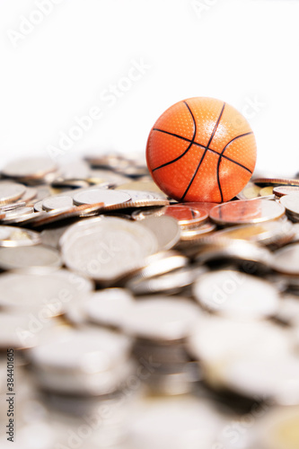 Basketball on the way of money prize