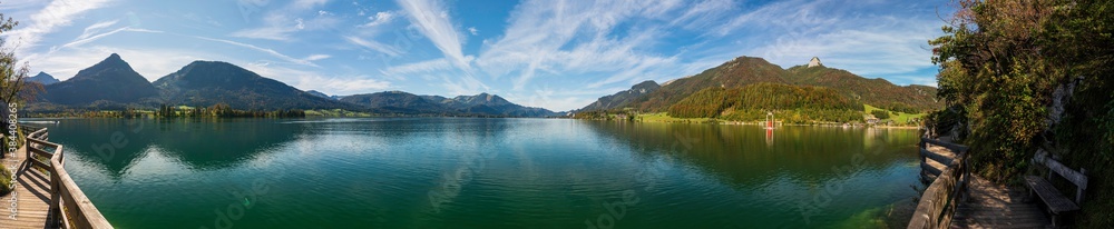 Obraz premium Wolfgangsee (Abersee) Bürglstein Rundwanderweg Panorama im Herbst