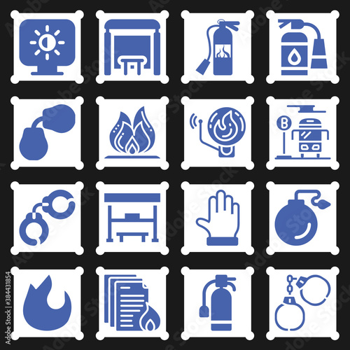 16 pack of explosion  filled web icons set