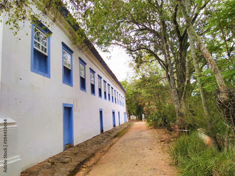 Colonial house Colonial house