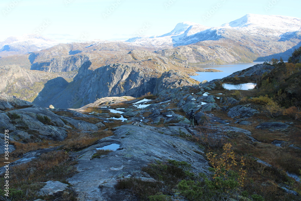 Obraz premium The beautiful and colourful landscape around Rago National park in the heart of Northern Norway
