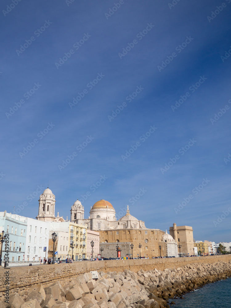 Vistas de La Santa y Apostólica Iglesia Catedral de Cádiz, Cádiz, Andalucía, Spain 