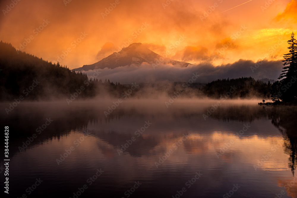 Trillium Lake at Sunrise