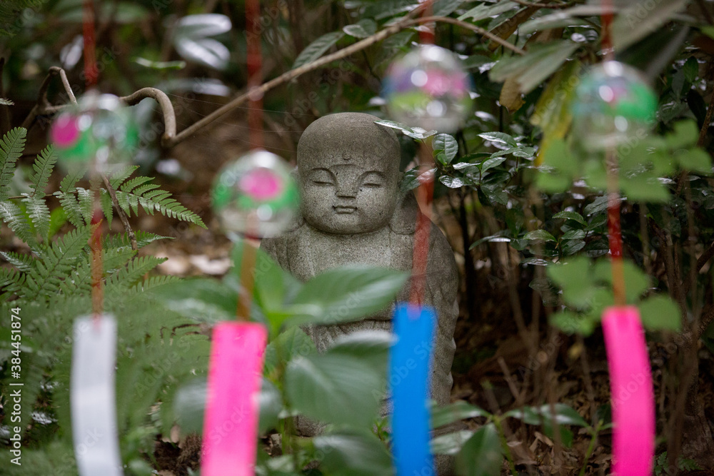 Obraz premium お地蔵様と風鈴