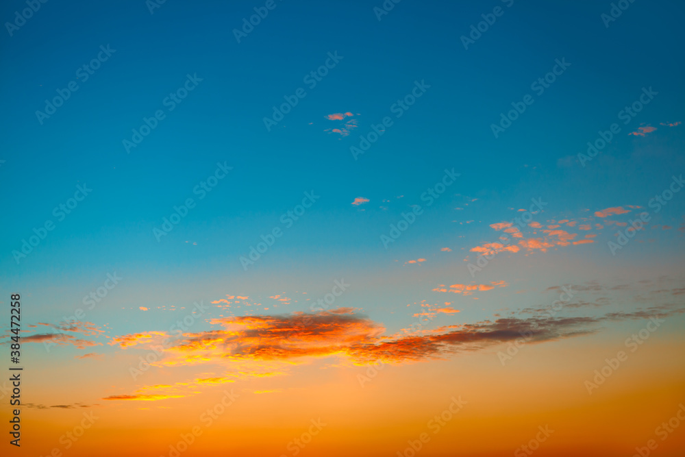 Blue and orange tones of evening sky 